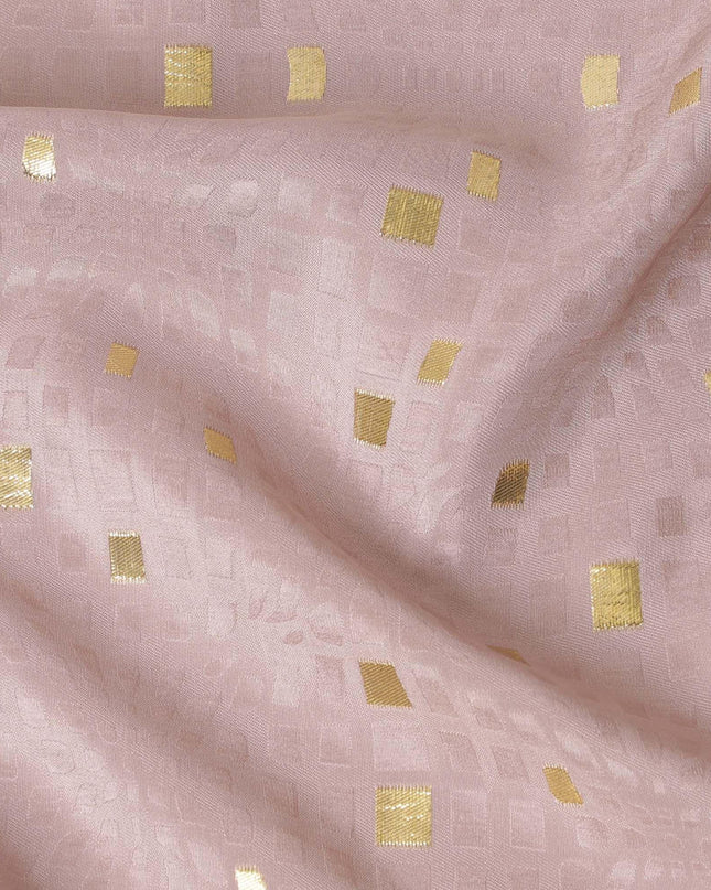 قماش حرير كريب بني لاتيه مع جاكار ذهبي اللون ومماثل بتصميم تجريدي - D15760