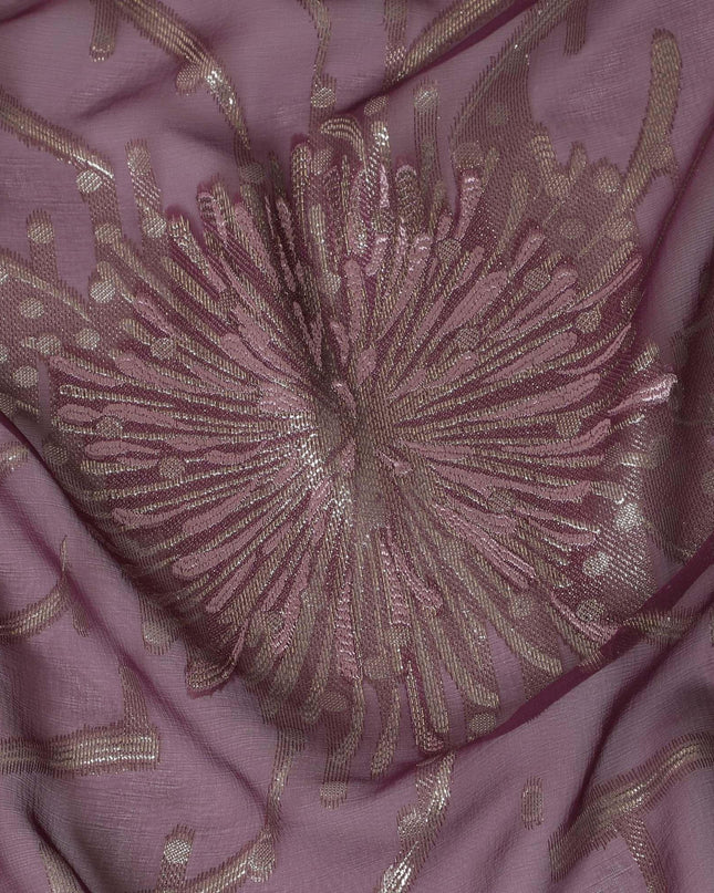 وردي أرجواني داكن قماش شيفون حريري فرنسي (فرنساوي) فاخر مع فيسكوز وردي فاتح ولوريكس معدني ذهبي بتصميم زهور-D16297