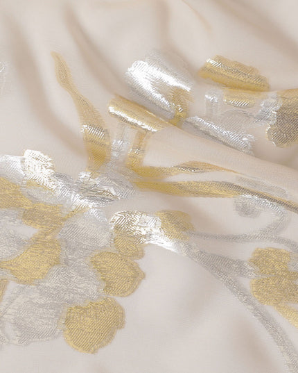 قماش الشيفون الحريري الخالص الكريمي مع اللوريكس المعدني الذهبي والفضي بتصميم الأزهار -D16447