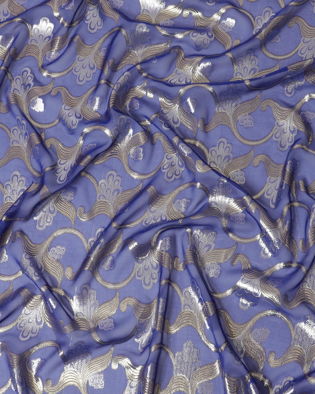 قماش شيفون من الحرير الخالص باللون الأزرق الملكي مع لوركس معدني ذهبي وفضي بتصميم زهور -D16449