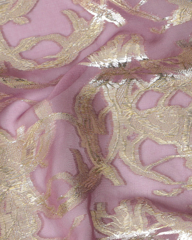 داستي روز شيفون من الحرير الخالص مع لوركس ذهبي باروكي، عرض 110 سم - مصنوع بدقة في كوريا الجنوبية-D17906