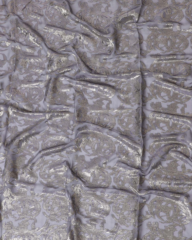عملة رمادية فاخرة من الشيفون الحريري الخالص مع لوريكس معدني ذهبي وفضي بتصميم تجريدي-D17162