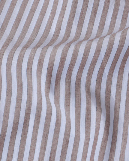 قماش القمصان القطني الإيطالي الخالص بنسبة 100% باللون الأزرق الفاتح مع طباعة بنية بتصميم مخطط-D16634