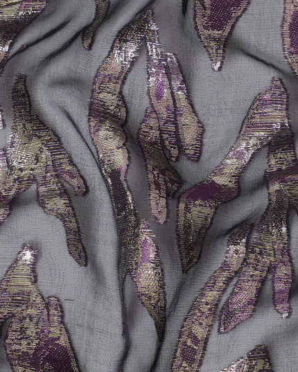 قماش شيفون من الحرير الخالص باللون الأسود مع لوريكس معدني ذهبي وأرجواني بتصميم تجريدي -D17215