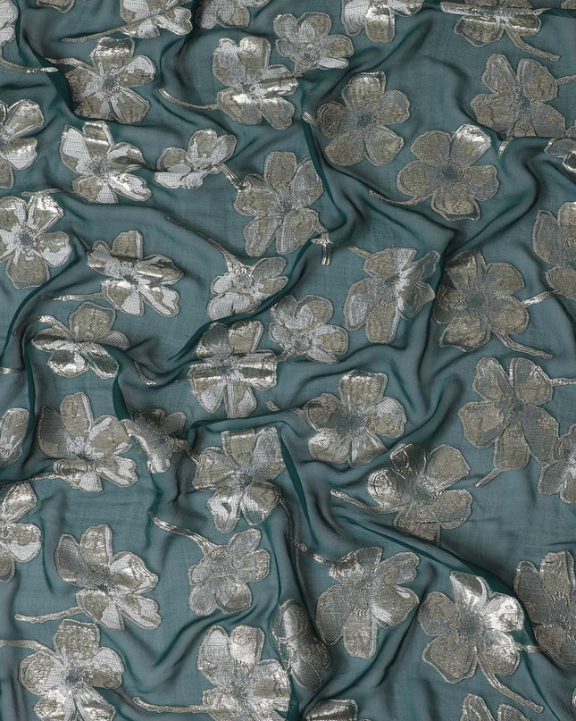 قماش شيفون من الحرير الخالص الفاخر باللون الأخضر مع نفس اللون من الفيسكوز مع لوريكس معدني ذهبي وفضي بتصميم زهور -D17234
