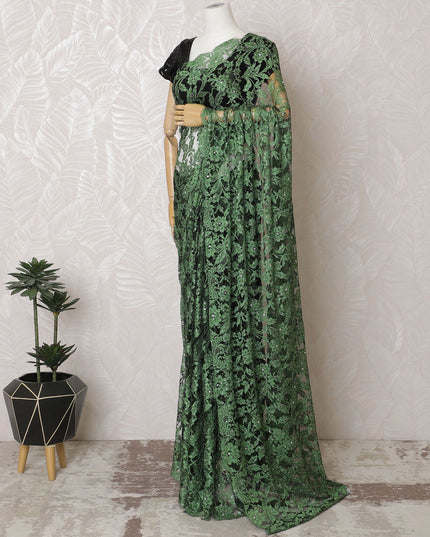 ساري أنيق من الدانتيل بلونين زمردي وأسود مع عمل حجري أنيق، تصميم فرنسي، عرض 110 سم، طول 5.5 متر - البلوزة غير متضمنة-D17813