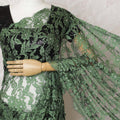 ساري أنيق من الدانتيل بلونين زمردي وأسود مع عمل حجري أنيق، تصميم فرنسي، عرض 110 سم، طول 5.5 متر - البلوزة غير متضمنة-D17813