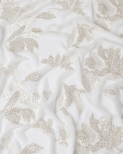 قماش شيفون حريري عاجي اللون مع لوركس فضي، عرض 110 سم - أناقة راقية للأزياء الراقية - D18388