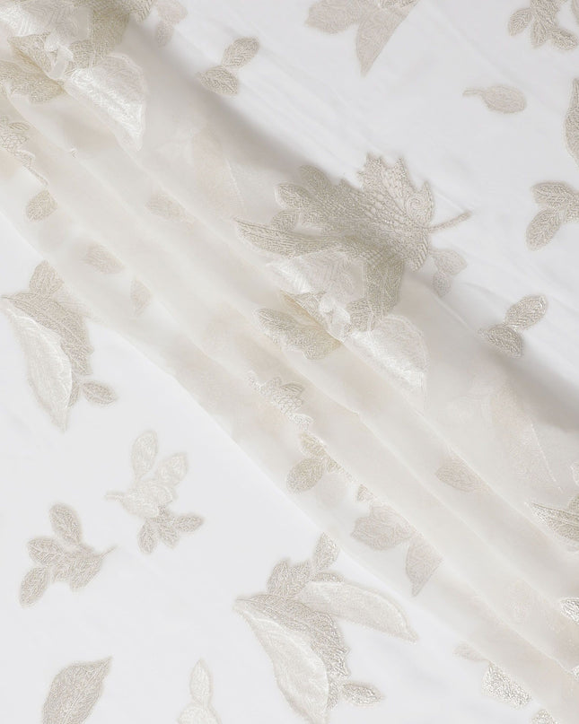 قماش شيفون حريري عاجي اللون مع لوركس فضي، عرض 110 سم - أناقة راقية للأزياء الراقية - D18388