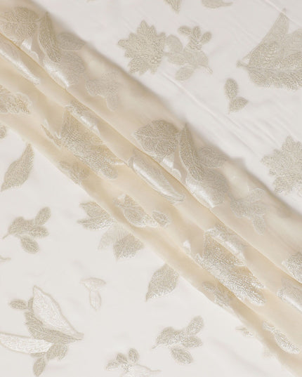 قماش شيفون حرير كريمي كلاسيكي مع لوريكس ذهبي بعرض 110 سم – نسيج خالد للتصاميم الأنيقة-D18389