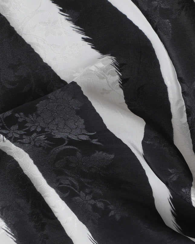 Monochrome Majesty Viscose Crepe Fabric with Abstract Stripes, 110cm Wide – Chic & Versatile-D18394