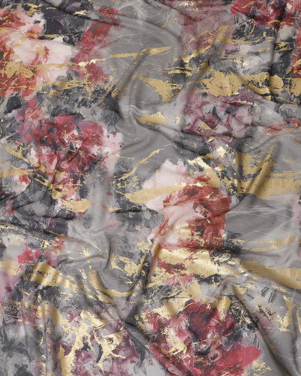 قماش فوال من القطن الإيطالي الخالص باللون الرمادي السحابي مع طباعة متعددة الألوان ذات رقائق ذهبية بتصميم تجريدي -D15713