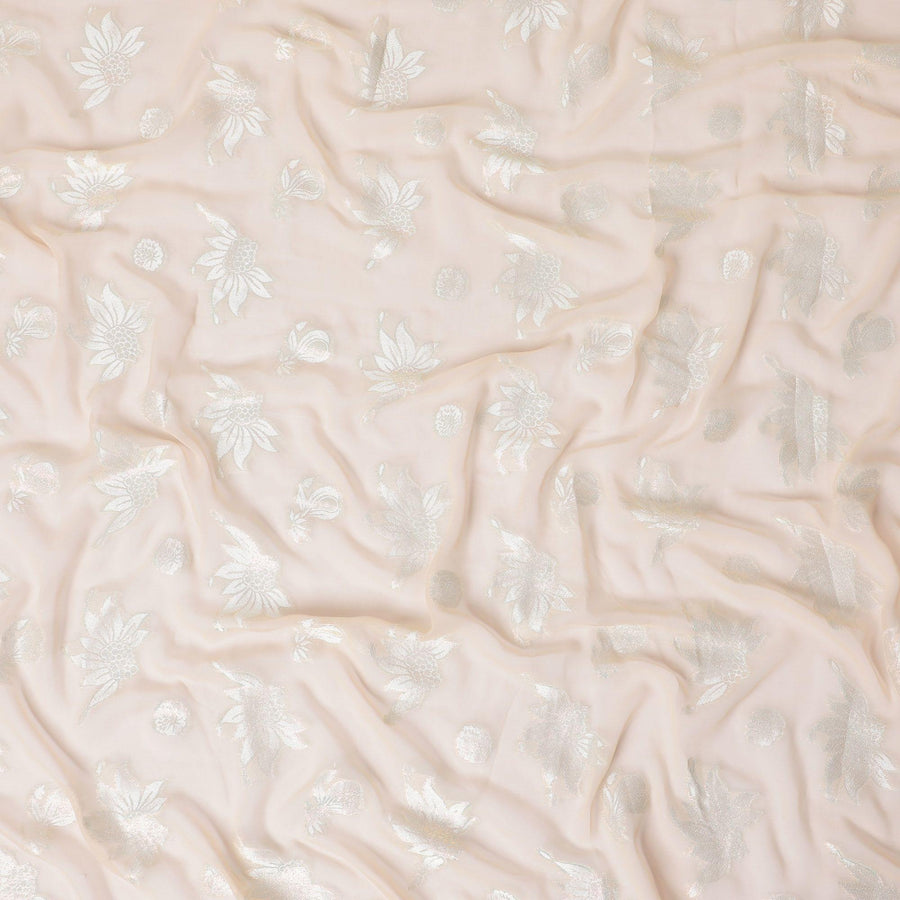 قماش شيفون صناعي خوخي فاتح مع فيسكوز رمادي ولوريكس معدني نحاسي بتصميم زهور-D11888