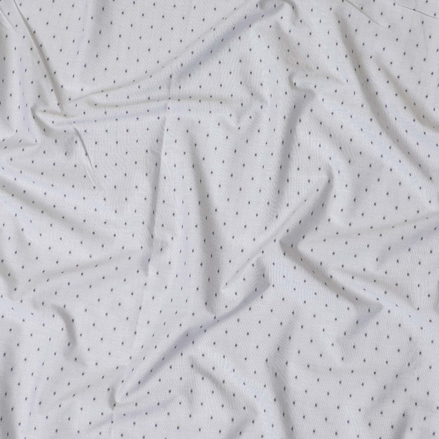 قماش القمصان القطني بنسبة 100% باللون الرمادي السحابي مع جاكار باللون الأزرق الداكن بتصميم منقط-D7284