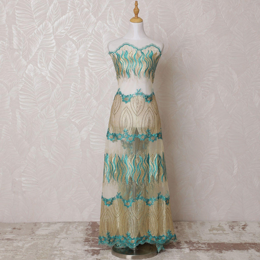 قماش تول نايلون ذهبي بنفس اللون وتطريز أزرق فيروزي مع عمل حجري بتصميم فاخر-D14754