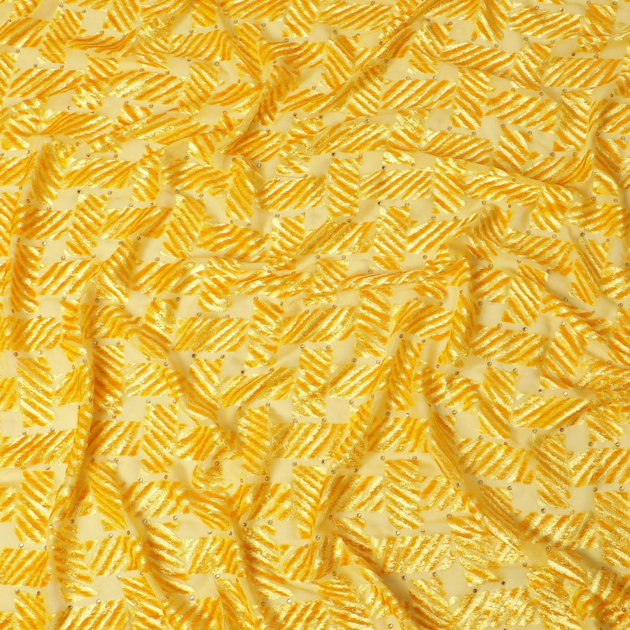 قماش مخملي من الشيفون المخلوط بالحرير الأصفر الكناري مع عمل معدني خوخي وحجر بتصميم فاخر-D15164
