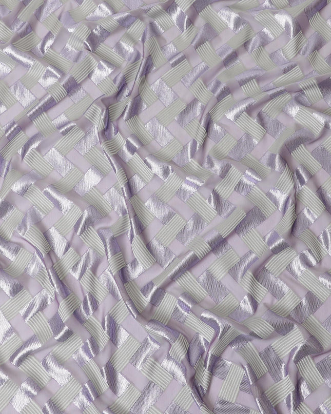 قماش شيفون حريري فرنسي (فرنساوي) فاخر مع فسكوز رمادي سحابي ولوريكس معدني لافندر بتصميم تجريدي -D12719