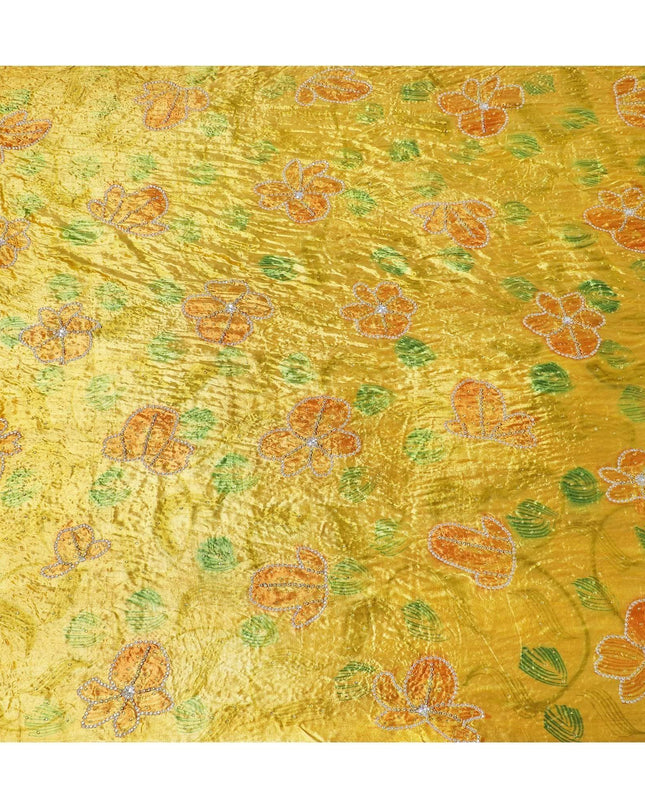 قماش مخمل رايون أصفر من Bumblebee مع طباعة ذهبية صفراء وخضراء مع أحجار صفراء وبيضاء بتصميم الأزهار