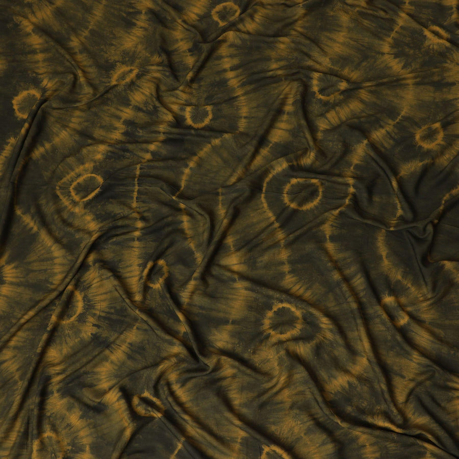 قماش فيسكوز أسود مع ربطة عنق صفراء خردل وطباعة قالب بتصميم الباتيك -D14085