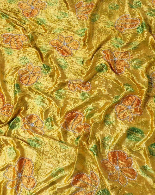 قماش مخمل رايون أصفر من Bumblebee مع طباعة ذهبية صفراء وخضراء مع أحجار صفراء وبيضاء بتصميم الأزهار