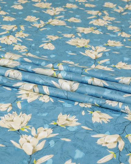 قماش الفوال القطني الأوراجيري الأزرق السيرولي مع جاكار بنفس اللون مع طباعة باللون البيج والرمادي النهري اللؤلؤي والأزرق البترولي بتصميم الأزهار-D7324