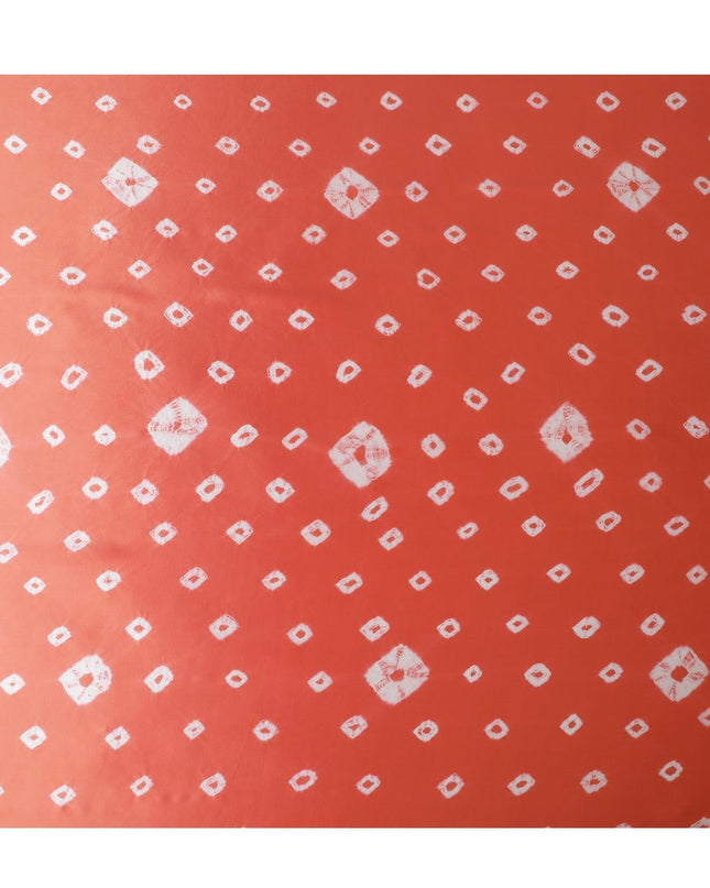 قماش ساتان حريري نقي فاخر باللون البرتقالي مع طباعة باللون الأبيض الفاتح بتصميم هندسي-D13258