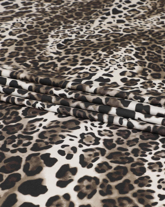 قماش كريب فيسكوز باللون البيج الفاتح مع خردل داكن وطباعة بنية بتصميم جلد الحيوان -D7058