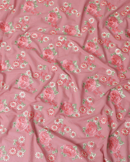 قماش الفوال القطني الخالص الفاخر باللون الوردي السلمون مع تطريز باللون الخوخي والبيج والأخضر المريمية بتصميم الأزهار-D15241
