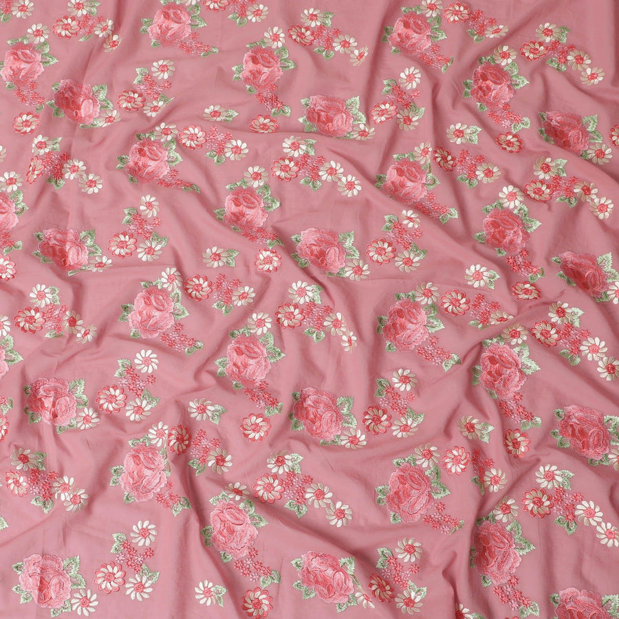 قماش الفوال القطني الخالص الفاخر باللون الوردي السلمون مع تطريز باللون الخوخي والبيج والأخضر المريمية بتصميم الأزهار-D15241
