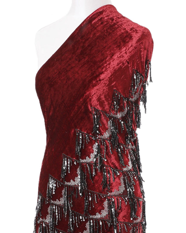 قماش مخملي ممزوج بالحرير القرمزي مع تطريز أسود وترتر أسود وفضي بتصميم فاخر-D6088