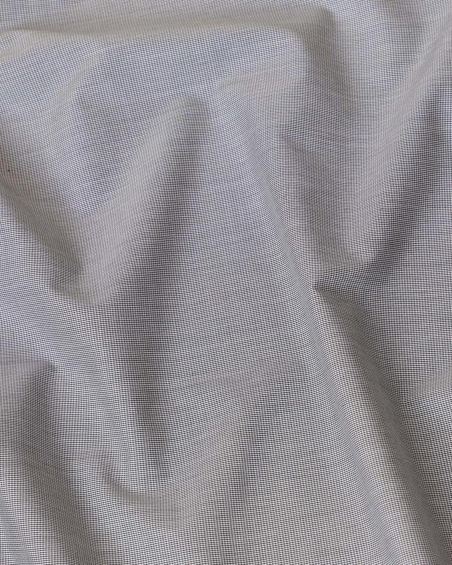 Black, grey and white blended cotton shirting fabric in checks design-D8508