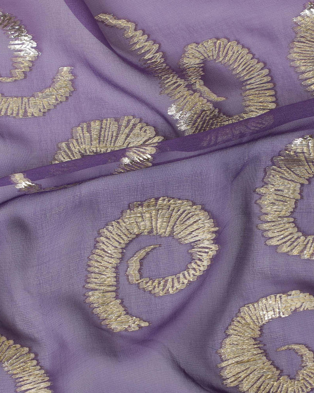 قماش شيفون حريري نقي فاخر من الخزامي إلى الأرجواني مع لوريكس معدني ذهبي بتصميم متدرج - D13716