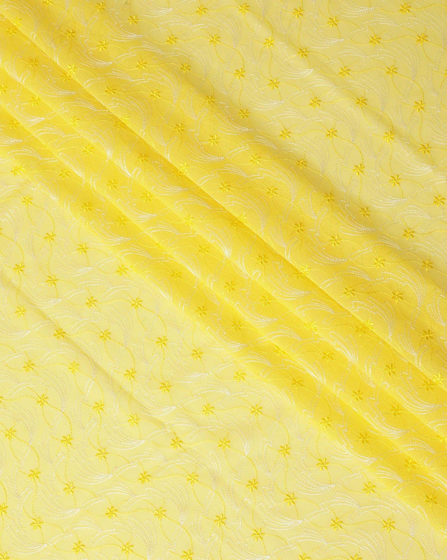 ثوب فوال من القطن السويسري الفاخر باللون الأصفر الليموني بنفس اللون والتطريز الأصفر الفاتح بتصميم فاخر-D11617