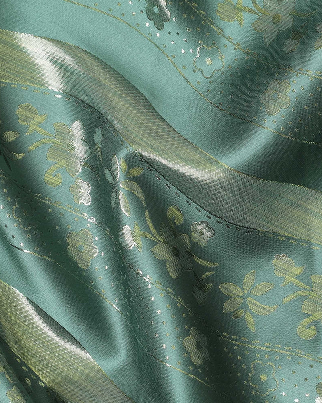 قماش ساتان من الحرير الخالص باللون الأخضر بنفس اللون وطبقة ذهبية معدنية بتصميم مخطط - D11050