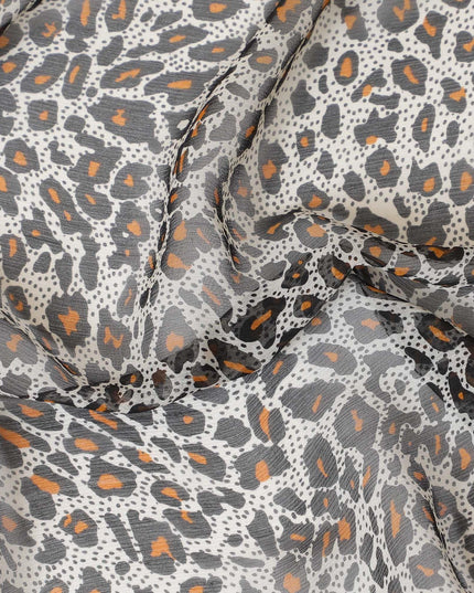 قماش شيفون من الحرير الخالص باللون الفضي مع طباعة باللونين الأسود والبرتقالي بتصميم جلد الحيوان-D9309