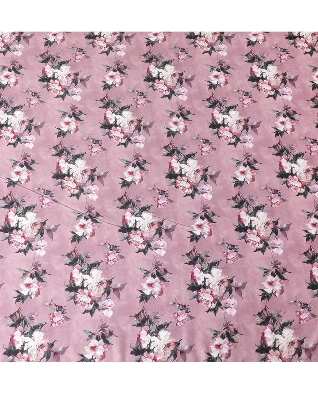 قماش ساتان صناعي وردي قرميدي مع طباعة باللون الأبيض الفاتح والأخضر الزجاجي والبيج بتصميم الأزهار-D10273