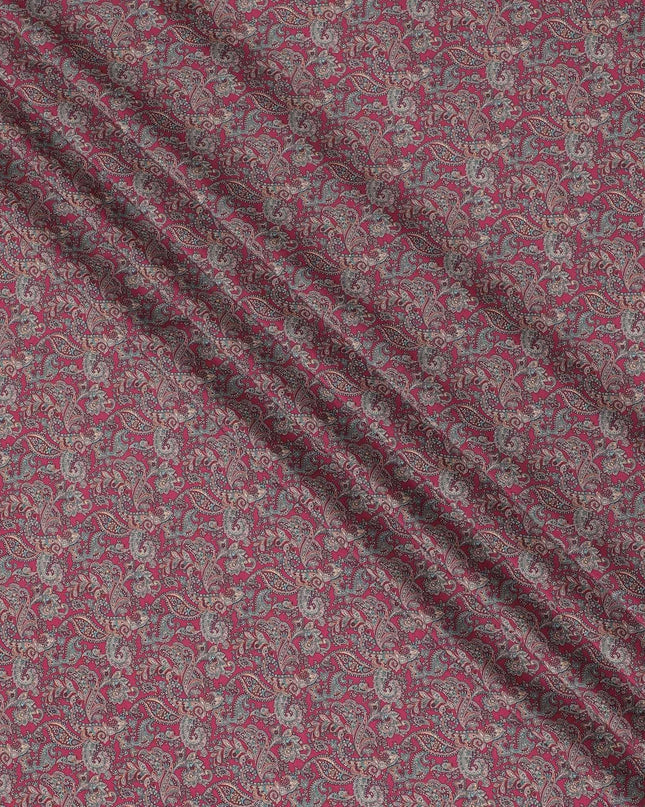 قماش كريب صناعي وردي كرزي مع طباعة متعددة الألوان بتصميم فاخر-D15022