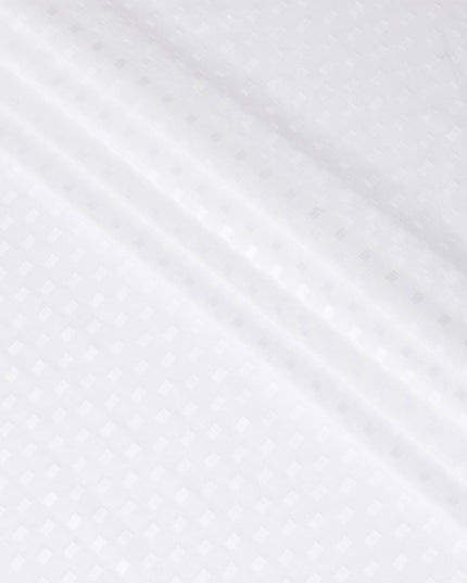 قماش فوال من القطن الخالص باللون الأبيض مع تصميم سلك بمشبك بنفس اللون - D12058