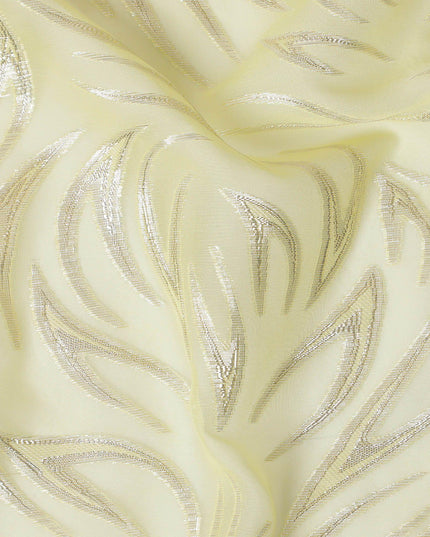 قماش شيفون من الحرير الخالص الفاخر ذو زهرة الشمس الصفراء مع لوريكس معدني ذهبي بتصميم زهور - D14155