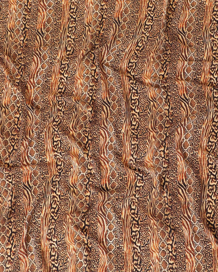 قماش كريب حرير خالص فاخر باللون البيج اللاتيه مع طباعة بلون الصدأ والأسود بتصميم جلد الحيوان -D9392