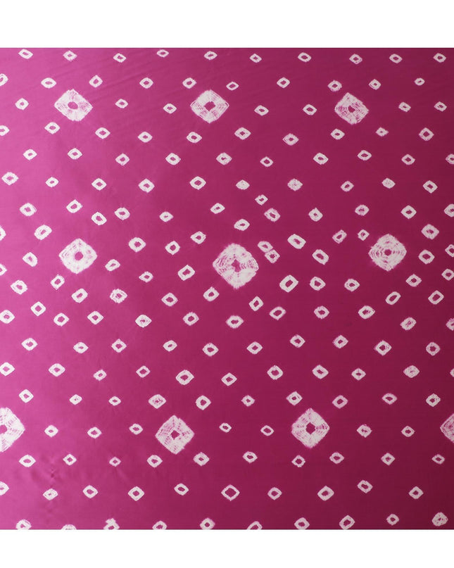 قماش ساتان حريري نقي فاخر باللون الوردي الأرجواني مع طباعة باللون الأبيض الفاتح بتصميم هندسي -D13260