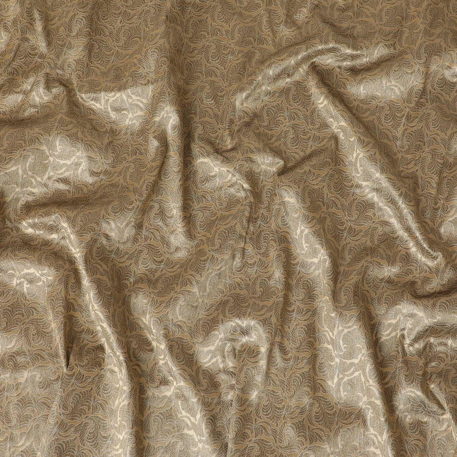 بروكار حريري بلون الفول السوداني مع لوريكس معدني ذهبي بني بتصميم تجريدي -D11331