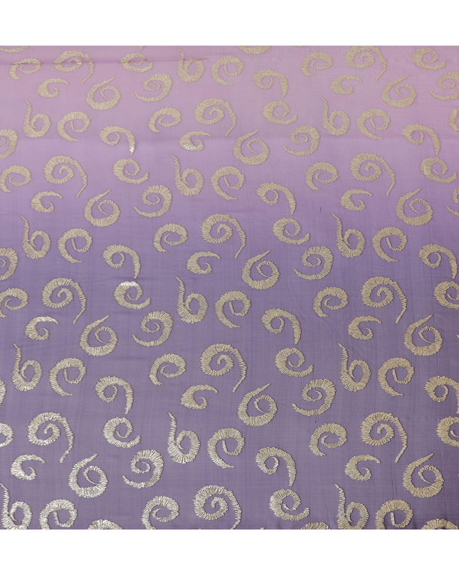 قماش شيفون حريري نقي فاخر من الخزامي إلى الأرجواني مع لوريكس معدني ذهبي بتصميم متدرج - D13716