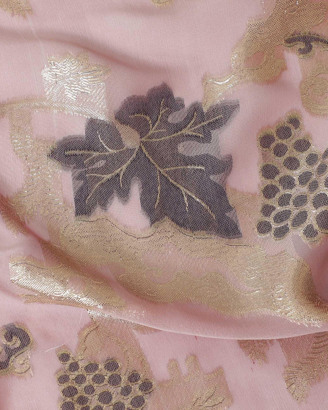 قماش شيفون حريري فرنسي (فرنساوي) فاخر باللون الوردي القرميدي مع الفيسكوز الأسود والوركس المعدني الذهبي بتصميم الأزهار-D14275