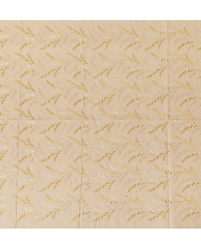 قماش فوال من القطن الخالص باللون البني الرملي مع تطريز ذهبي وبيج بتصميم أوراق الشجر-D13701