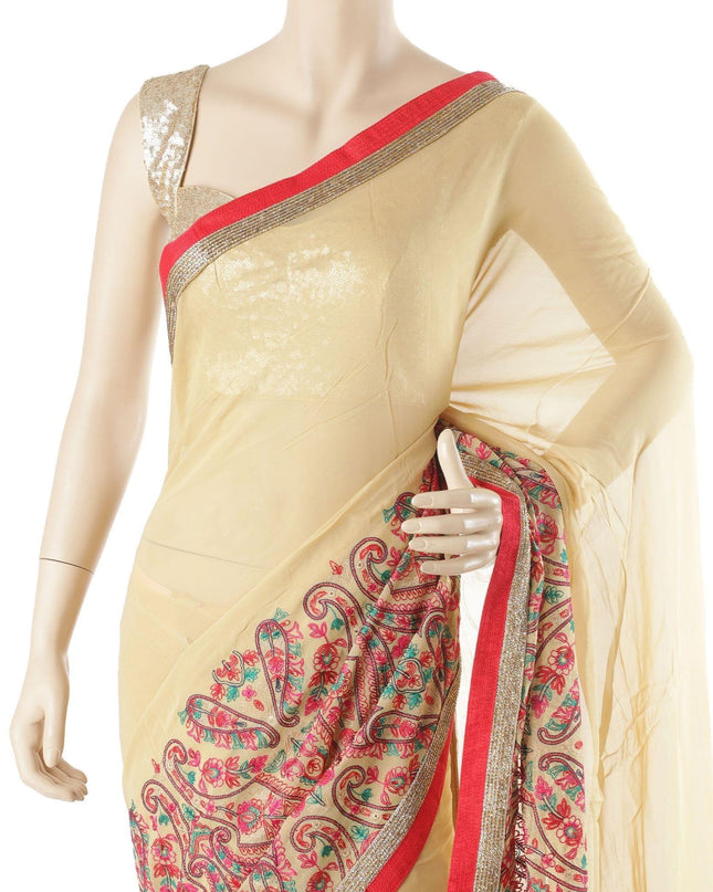 ساري شيفون صناعي مخلوط باللون البيج اللاتيه مع تطريز متعدد الألوان بتصميم فاخر مع خرز متعدد الألوان