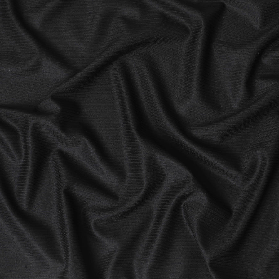 قماش بدلة إنجليزي فاخر من الصوف والكشمير من طراز سوبر 150 باللون الأسود مع خطوط من نفس اللون بتصميم متعرج - D11423