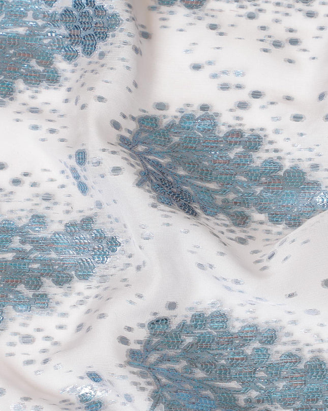 قماش من الشيفون الحريري باللون الرمادي وحيد القرن مع اللوريكس المعدني باللون الأزرق الفاتح والنحاسي بتصميم الأزهار - D8041