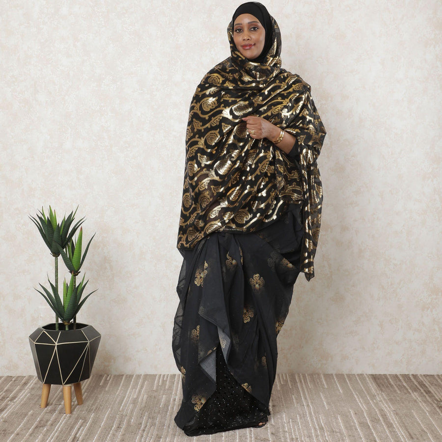 قماش غارباسار من الشيفون الحريري الفرنسي (الفرانساوي) باللون الأسود الفاخر مع اللوريكس المعدني الذهبي بتصميم أوراق الشجر -D11564