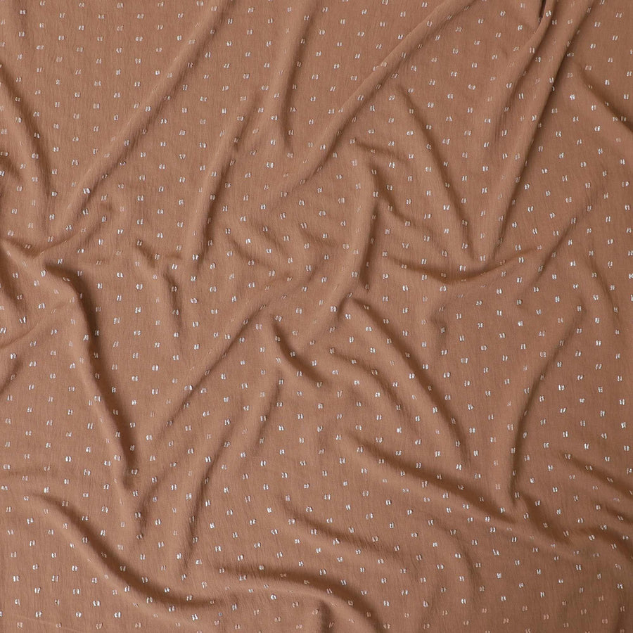 قماش كريب صناعي بني مغرة بنفس اللون والجاكار الفضي بتصميم ذاتي - D9085